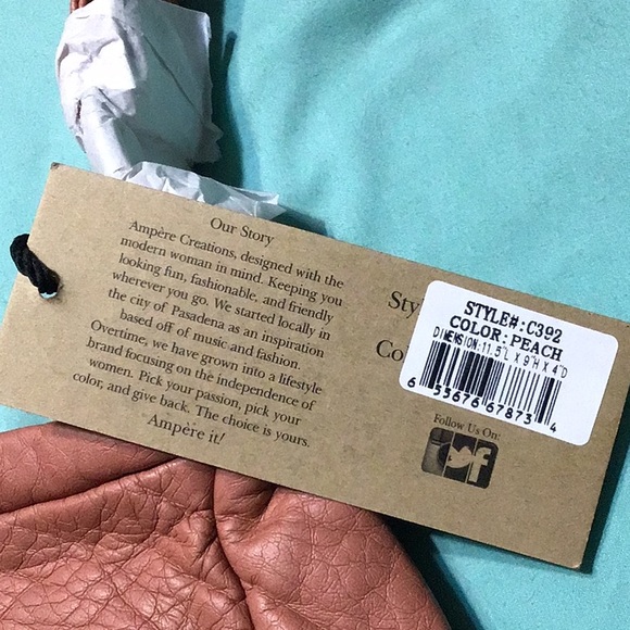 NWT AMPÉRE CREATIONS peach vegan Leather crossbody bag - Picture 9 of 9